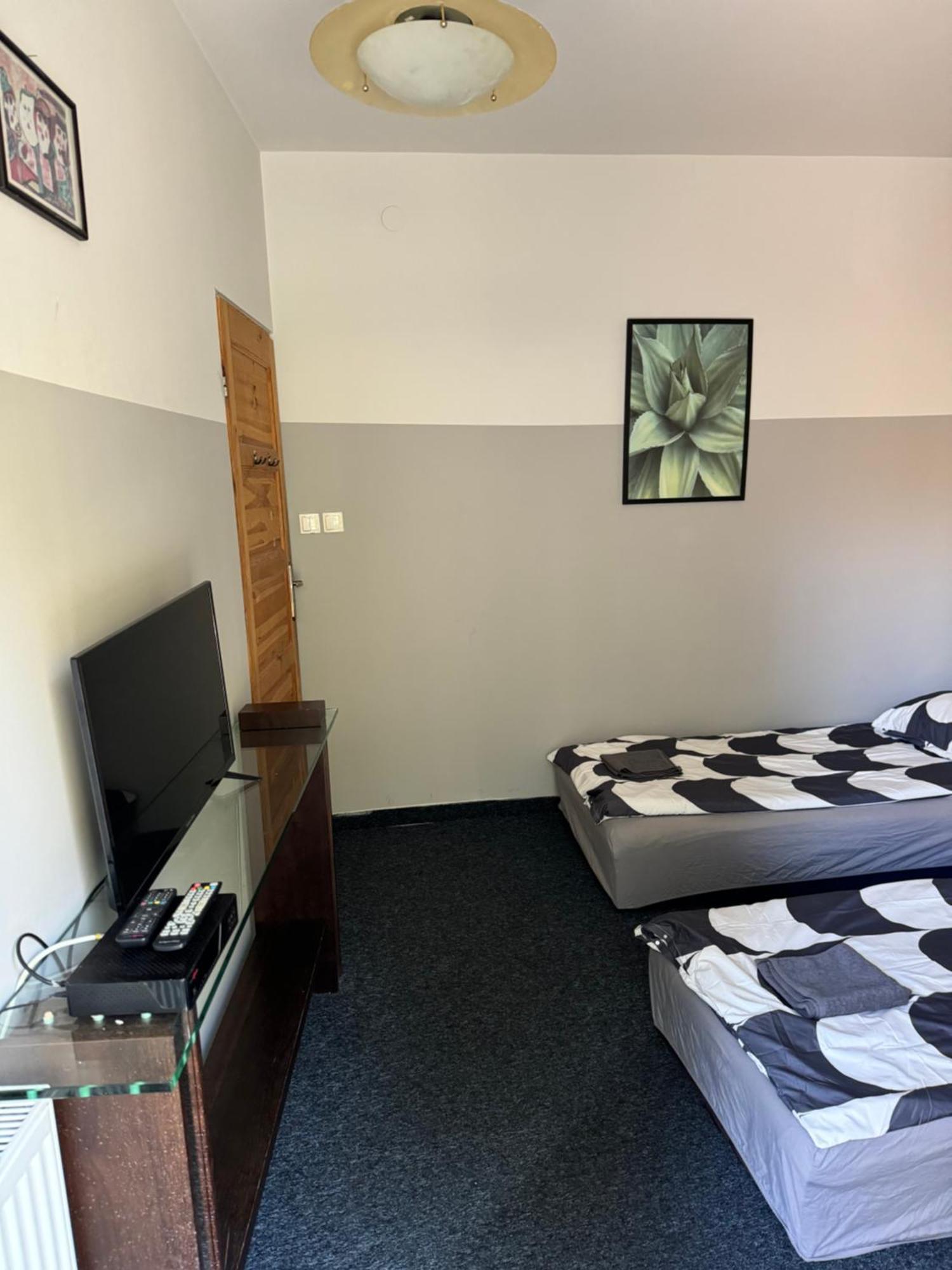 Wilanowska Hostel Varşova Dış mekan fotoğraf