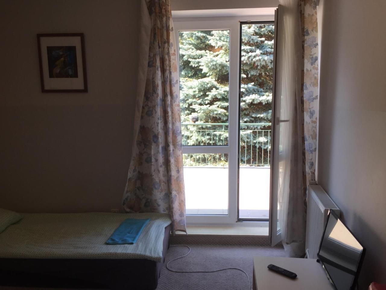 Wilanowska Hostel Varşova Dış mekan fotoğraf