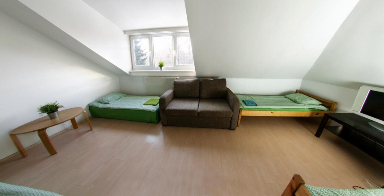 Wilanowska Hostel Varşova Dış mekan fotoğraf